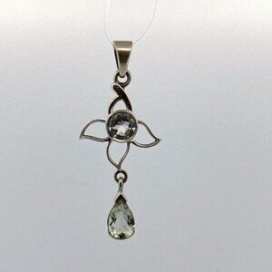 Estate Sterling Silver 925 Flower Design Pendant w/ Faceted Stones, 2.9g No Chai